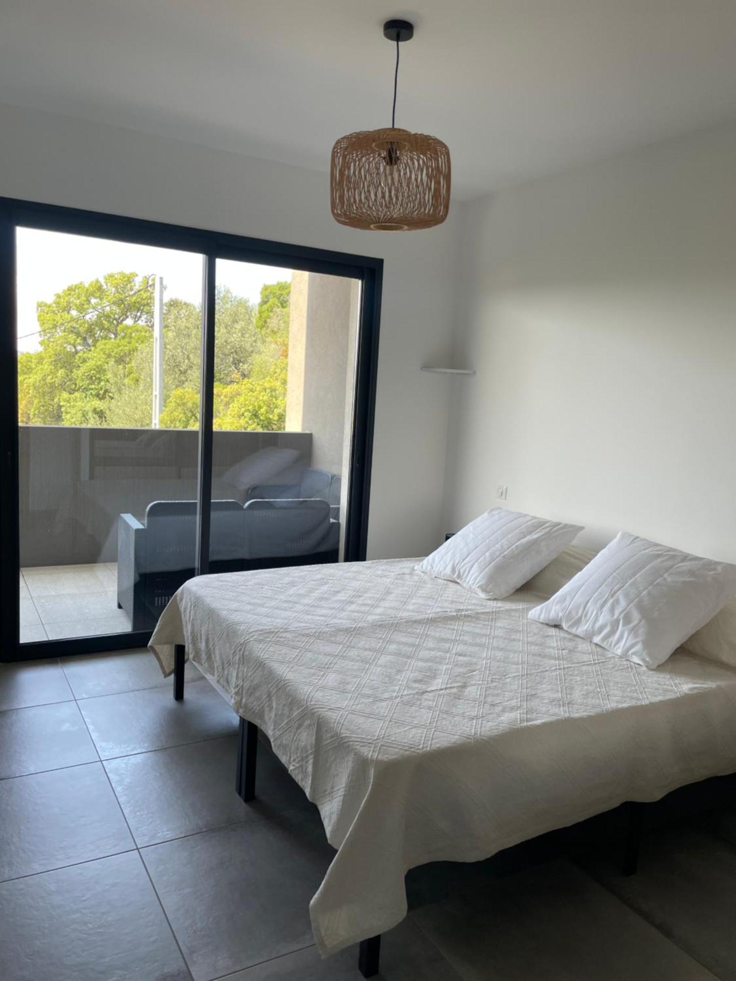 Bel Appartement Spacieux A Porto-Vecchio, 10Min A Pieds Du Centre Ville Exterior foto